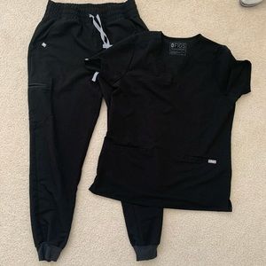 Black figs scrubs set